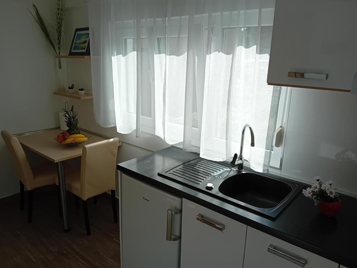 Apartment Nikol بولا المظهر الخارجي الصورة